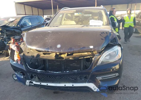 2015 Mercedes-Benz Ml 350 4Matic z USA, uszkodzony, nr VIN 4JGDA5HBXFA537149